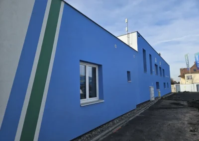 Fasáda administrativní budovy SERVIS CENTRUM