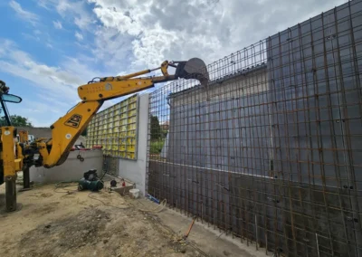 Zakládání staveb – monolitické oplocení Brandýs nad Labem